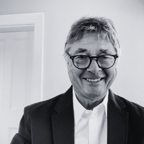 Dr Bill Roberts